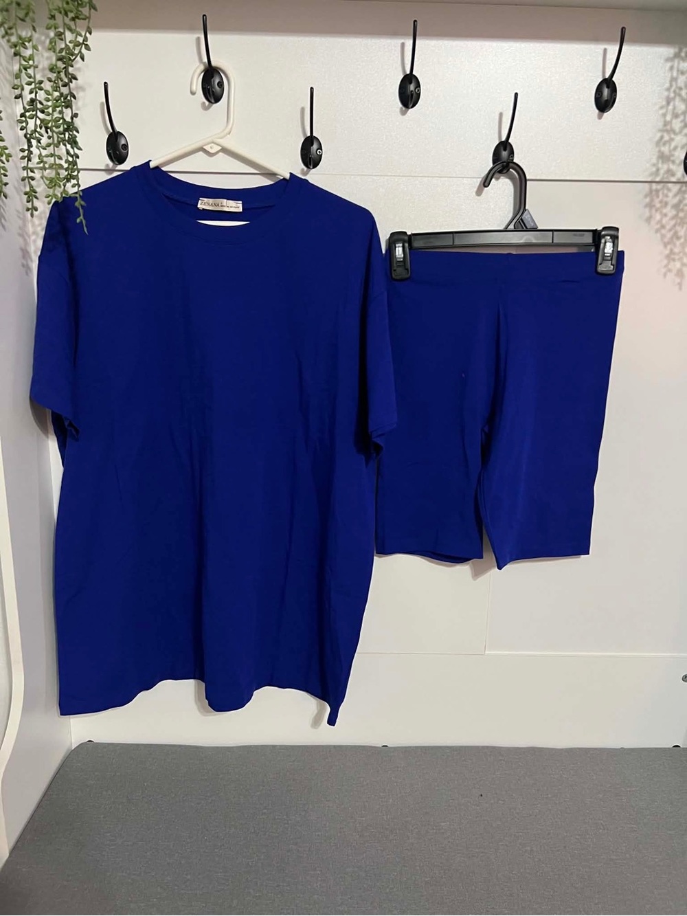 Zenana Outfitters Dark Green Tee and Bike Shorts Set